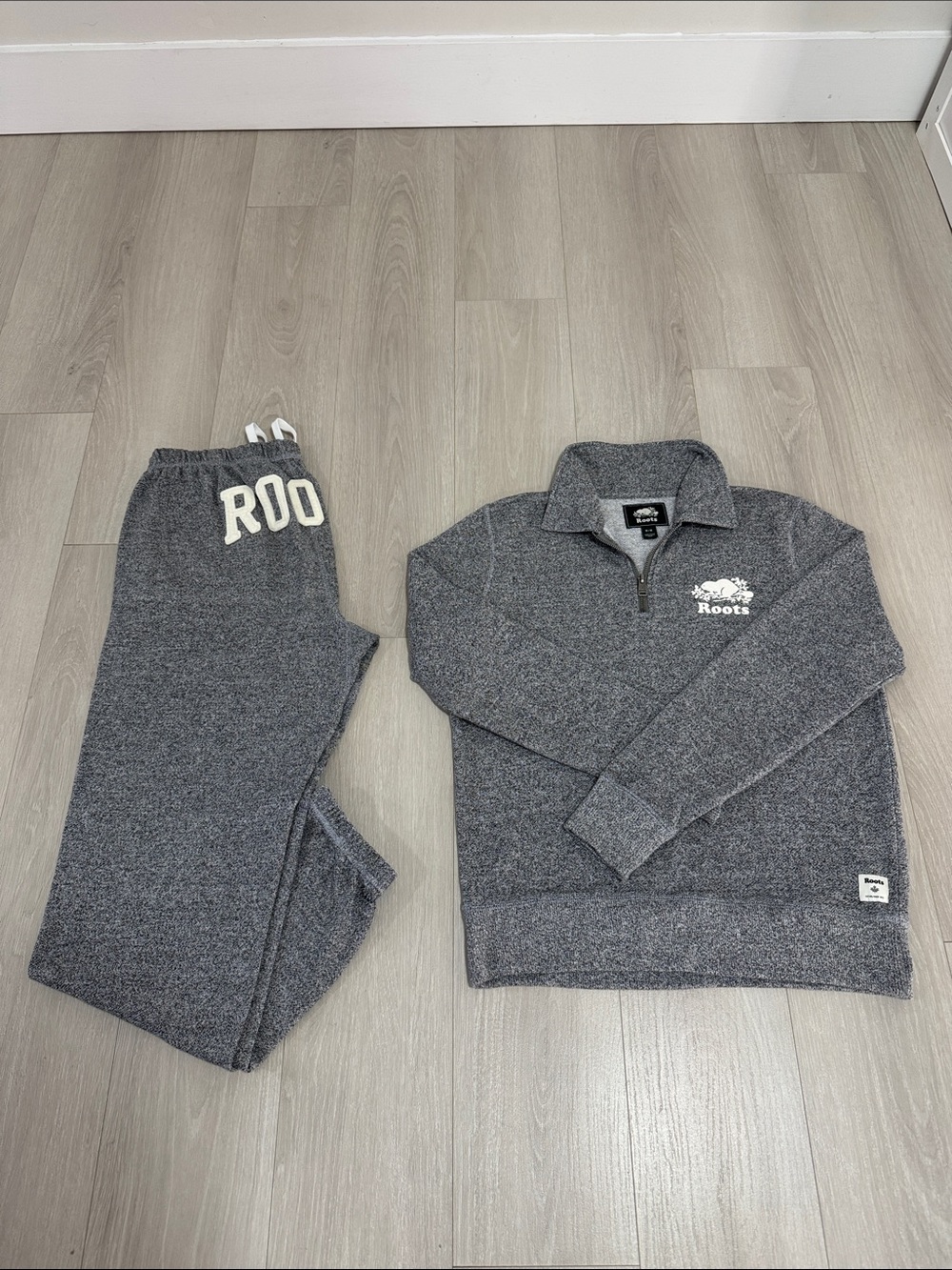 Roots Salt & Pepper Quarter-Zip Sweatshirt and Joggers Set
